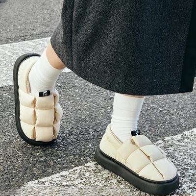 Winter Verdicken Plüsch Baumwolle Schuhe Frauen Warme Unten Wasserdichte Hausschuhe Outdoor Schnee Stiefel Weiche Sohle Plattform Ankle Booties