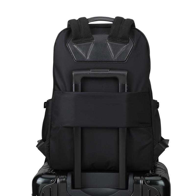 Backpack Men'S Backpack Casual Large Capacity Nylon Sports Bag College Student School Bag Multifunctional