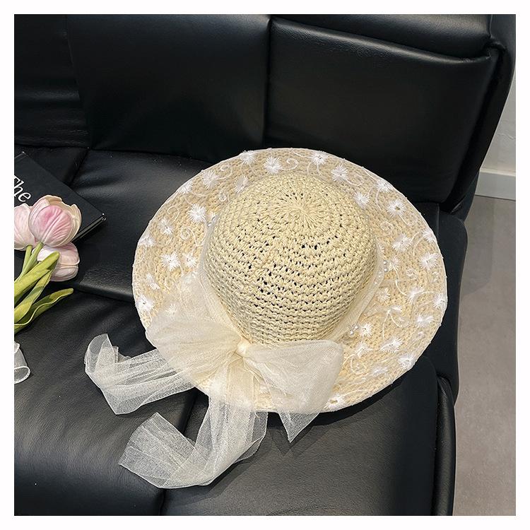 

New woven bag style literary flower wool bag shoulder bag seaside vacation hollow beach bag