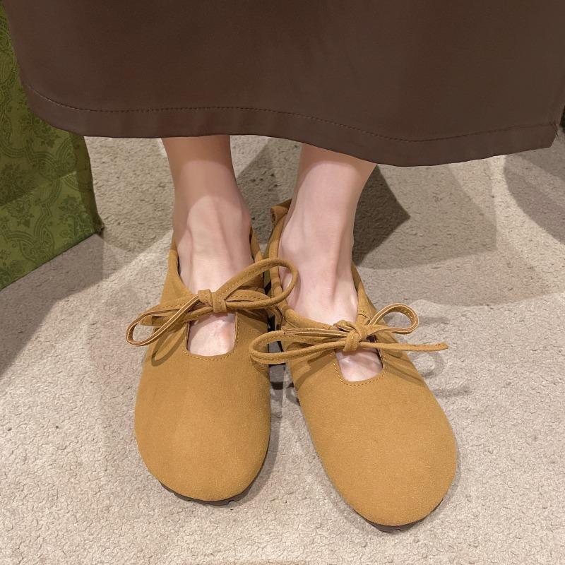 Осенние толстоподошвенные мягкоподошвенные индивидуальные сандалии женская обувь круглая головка матовая кожа модная сумка головка полутапочки 40 жёлтый 3000₽