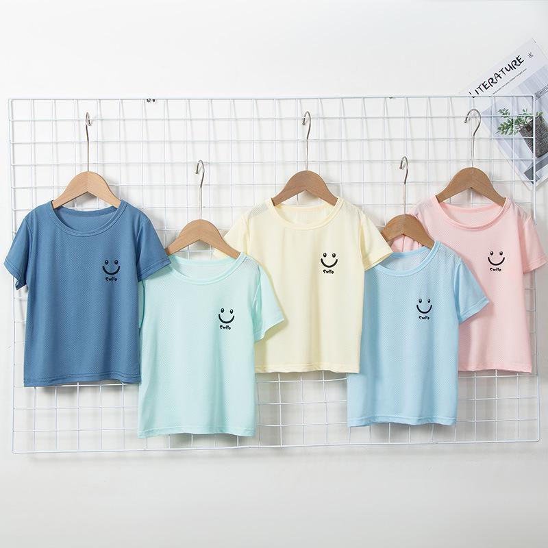 Children's Short Sleeve Ice Silk T-shirt with Smiley Face Design - Breathable Mesh for Boys & Girls, Perfect Summer Base Layer