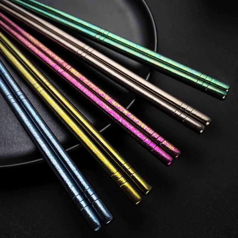 23.5cm Lightweight Pure Titanium Chopsticks Set - Portable High-end Gift Box, Ice Flower Colored, Ideal for Camping and Household Use.