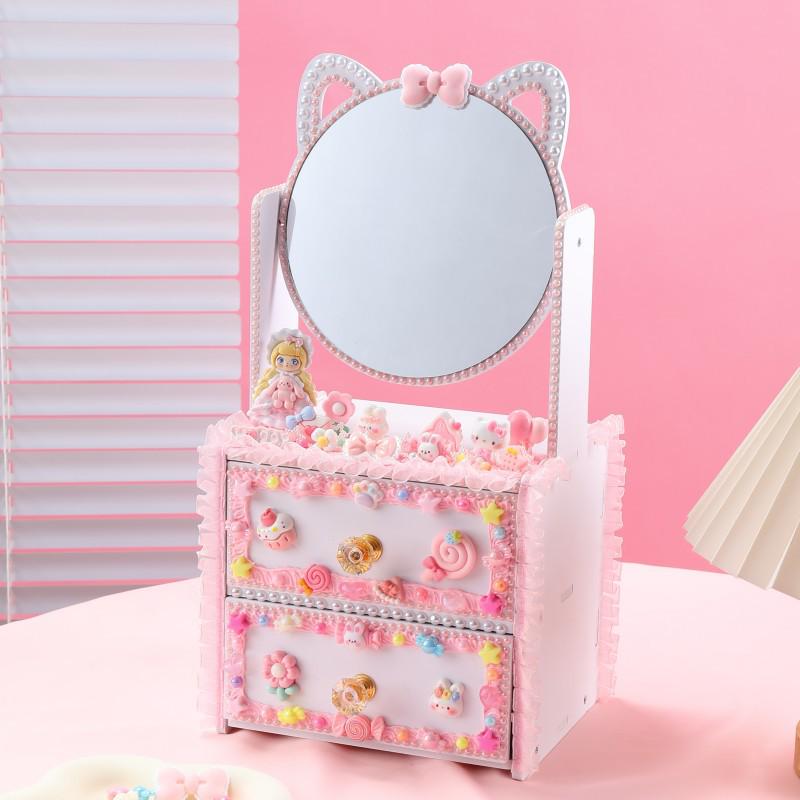 

Набор для туалетного столика своими руками: Детские аксессуары ручной работы и кремовый клей для девочек