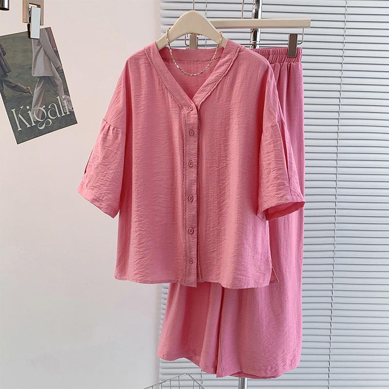

Chic Spring/Summer Age-Defying Loose Fit Fashion Set: Elegant Top & Versatile Trousers for Women Medium