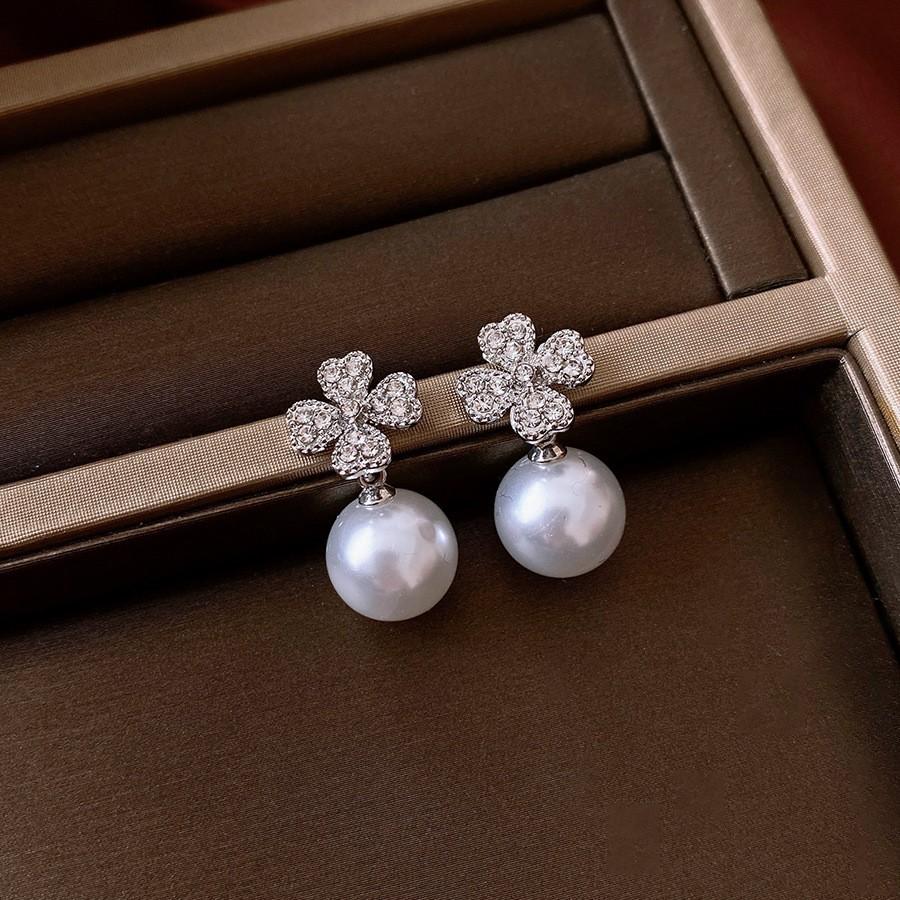 Silver Needle Diamond Pearl C-Shaped Earrings French Retro Premium Temperament Earrings Personality Light Luxury Earrings Women