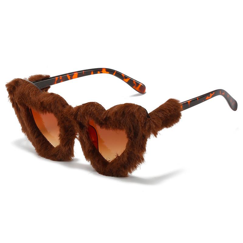 European-American Fashion Irregular Heart-Shaped Sunglasses - Plush, Fluffy, Quirky Love Heart Design (2022)