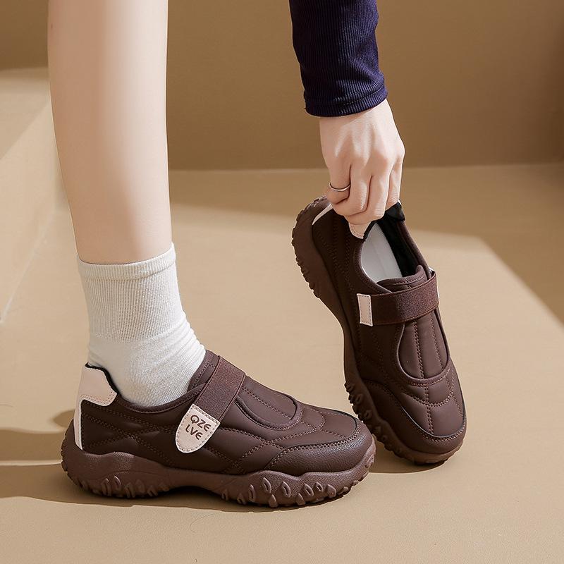 Thick-soled Velcro German Training Shoes Women's 2025 Autumn New Retro Student Sports Shoes Are Not Tired of Casual Little White Shoes