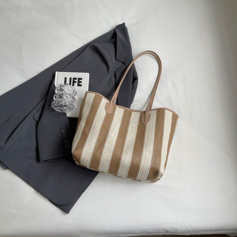 

New large-capacity fashionable and simple bag temperament striped shoulder women s bag foreign style versatile trend tote bag хакі