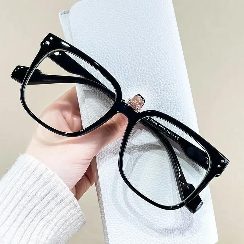 

Fashion Anti Blue Light Flat Glasses Retro Transparent Large Frame Female Computer Glasses Men s Frame Glasses Women Anti blue light чёрный