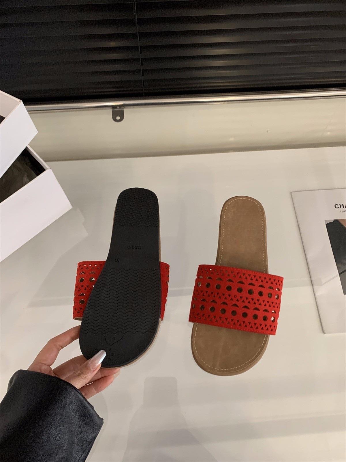 

Retro mesh hollowed-out vacation style one-word slippers women s shoes wear 2025 new summer flat-bottomed beach sandals 35