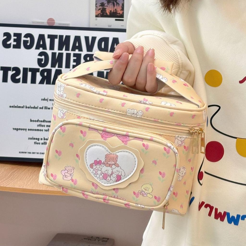 2024 New High-End Cute High-Value Handheld Girl Makeup Bag Large Capacity Travel Convenient Storage Bag