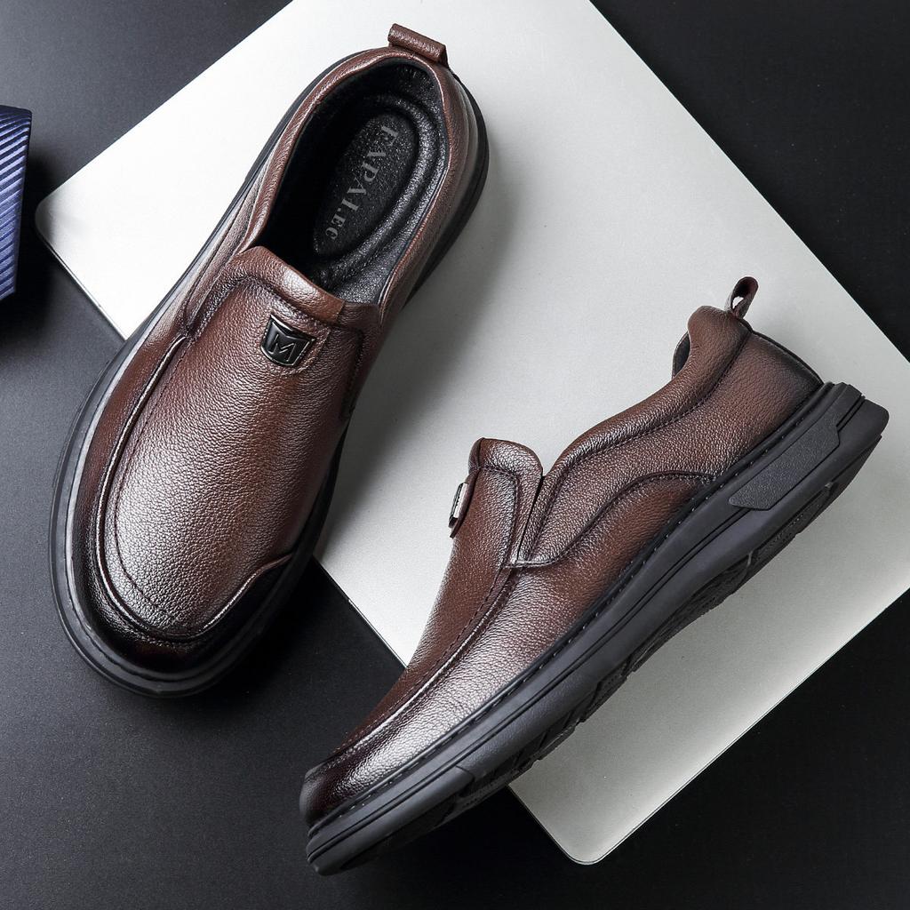 Wenzhou large size leather shoes men's genuine leather one-pedal loafers business leisure middle-aged and elderly father shoes wear-resistant and non