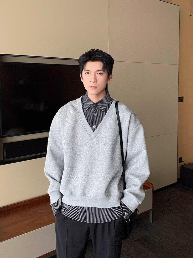 Men's Korean Style Two-Piece Patchwork Hoodie - Autumn/Winter Loose Fit, Solid Color, Versatile Design.