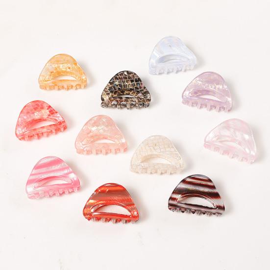 Hair Claw Triangle Hollow Design Back Head Hair Clip Anti-slip Teeth Strong Grip Shower Hair Clamp Versatile Use Hair Accessory