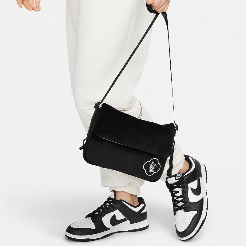 Nike Fabric Crossbody Bags Shoulder Bags Unisex Black Casual DQ3501-010