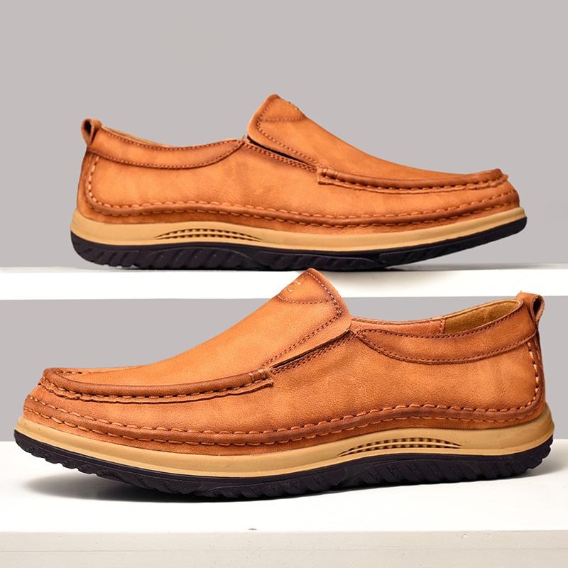 Fashion New Genuine Leather Men Shoes Breathable Loafers Sneakers Fashion Comfortable Flat Handmade Retro Leisure Loafers Shoes Men