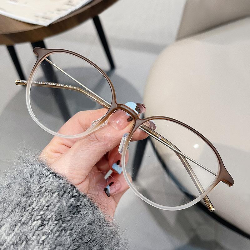 Fashion Anti-Blue Light Reading Glasses Women Luxury Brand Trend Ultralight Computer Eyewear Optics Hyperopia Eyeglasses Plus +2
