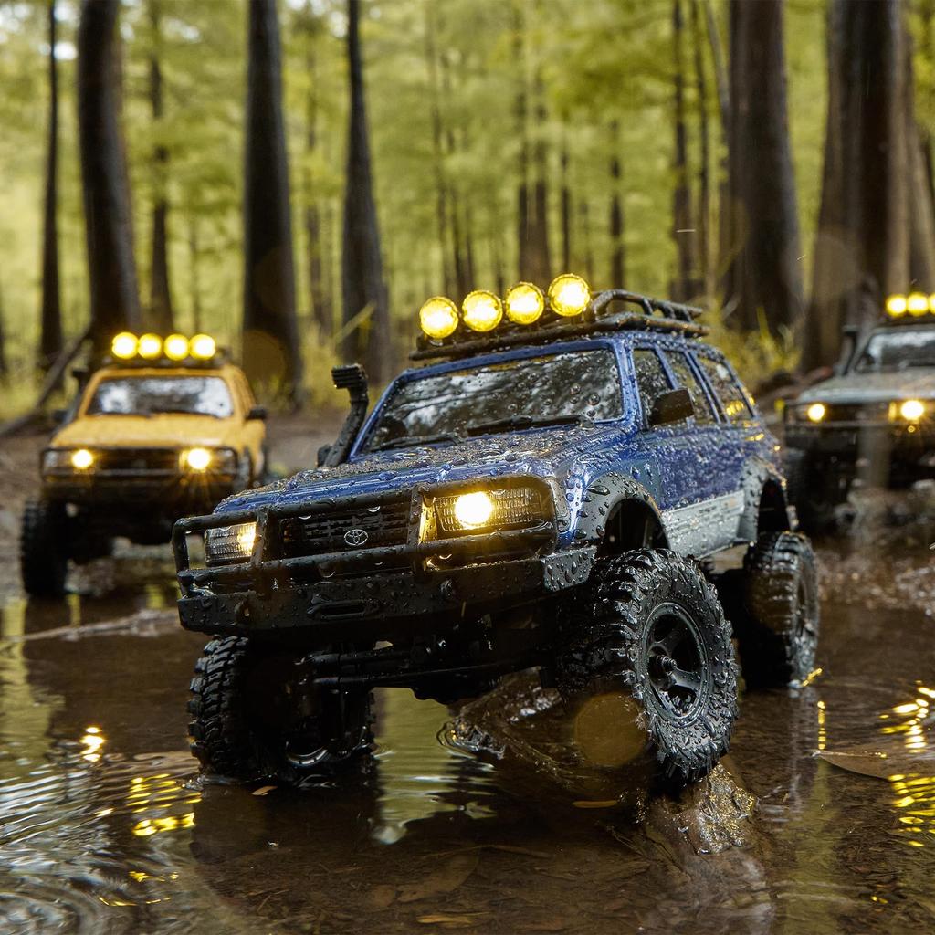 FMS 1:18 Scale Toyota Land Cruiser LC80 RTR Set, Land Cruiser 80 RC Crawler, 4WD Four-Wheel Drive Off-Road Car, Variable Speed, 2.4G Radio Control