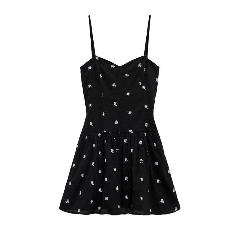 

Spring New Sweet Spicy Sexy Open Back Camisole Tight Waist Daisy Embroider Pattern Short Dress 7521331 Black L