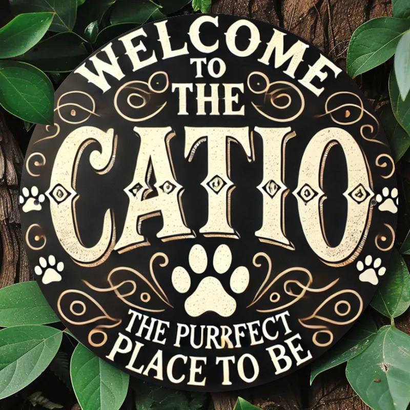 Rustic Iron Round Wall Art for Cat Enclosure & Home Decor