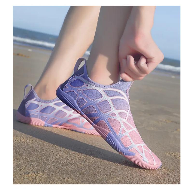 Unisex Water Shoes Quick Dry Breathable Aqua Shoes Non-Slip Lightweight Beach Swimming Shoes