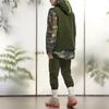 Adidas X Współpraca Ivy Park SS23 Odpinana kurtka typu utility w kamuflażu Kurtka unisex Militarna zieleń IB0217