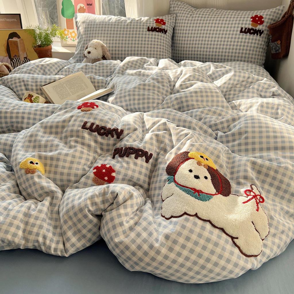 Cotton A-Class Embroidered Towel Set: 4-Piece Bedding for Dorms, Safe for Mother & Baby.