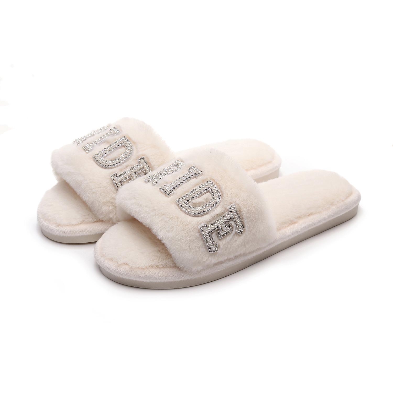 

Популярные плюшевые тапочки BRIDE с жемчугом и бриллиантами для девичников и свадеб 40-41