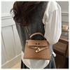 New Fashion Crocodile Embossed Faux Leather Shoulder Bag for Women Vintage Lock Square Crossbody Purse