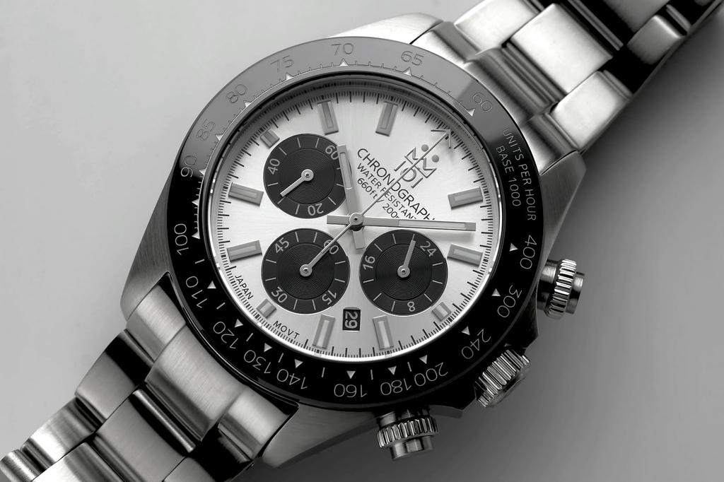 NUEVO modelo Reloj Cronógrafo Hyakuichi Reloj 20 ATM Resistente al Agua Fecha Cuarzo Bisel de Cerámica Panda Plateado SSV [HYAKUICHI 101] de Buceo para Hombre
