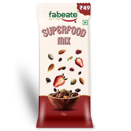 Fabeato Munch on the Go Snack Premium Superfood Mix | Ořechy, sušené ovoce, semínka a bobule | Každý sáček 25 g | Balení po 10 kusech