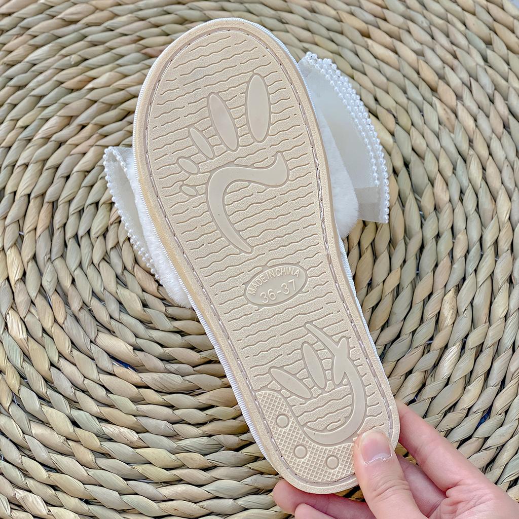 Casual Slippers Women Flat Low Heels Warm Plush Shoes for Women Solid Fur Butterfly Knot Pearl Slip On Winter Slides Plus Size