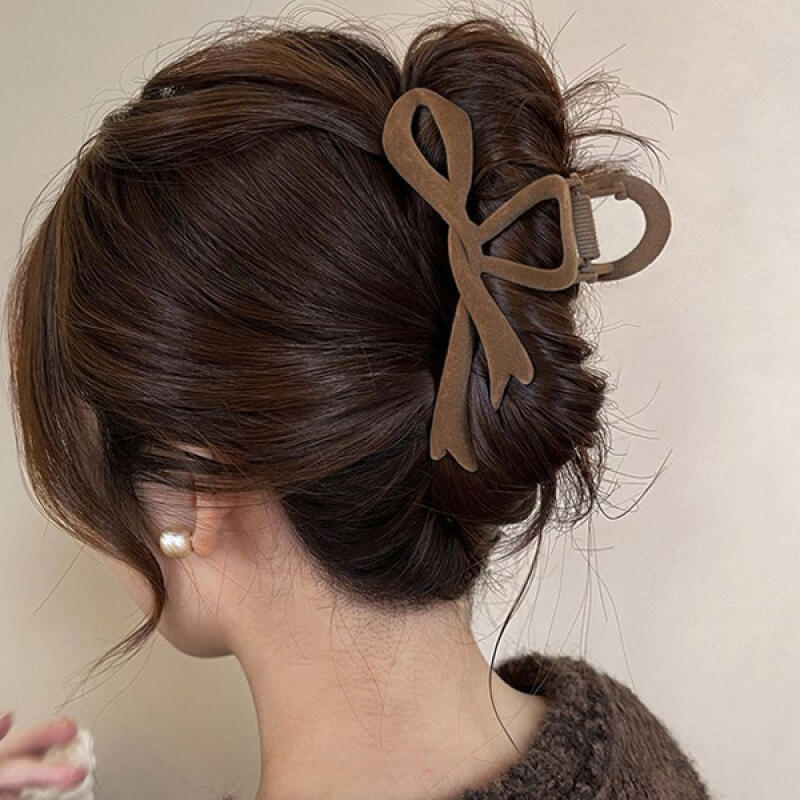 Polybee Ribbon Velvet Hair Clip black