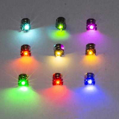 Aksiyon Figürleri/Araba Modeli Modifikasyonu Işığı İçin 1 Adet Mini Manyetik LED Lamba Oyuncakları Pilli ve Mıknatıslı Kendin Yap Model Yapımı