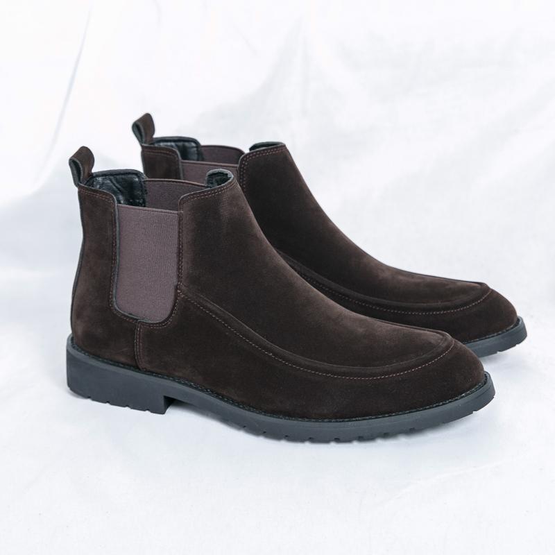 

Мода Мужчины Винтаж Мода Челси Ботинки Замша Кожа Одним Шагом Заостренный Носок Деловые Мужские Ботинки для Ходьбы Короткие Ботинки Размер 38-46 Мужские Ботинки 38