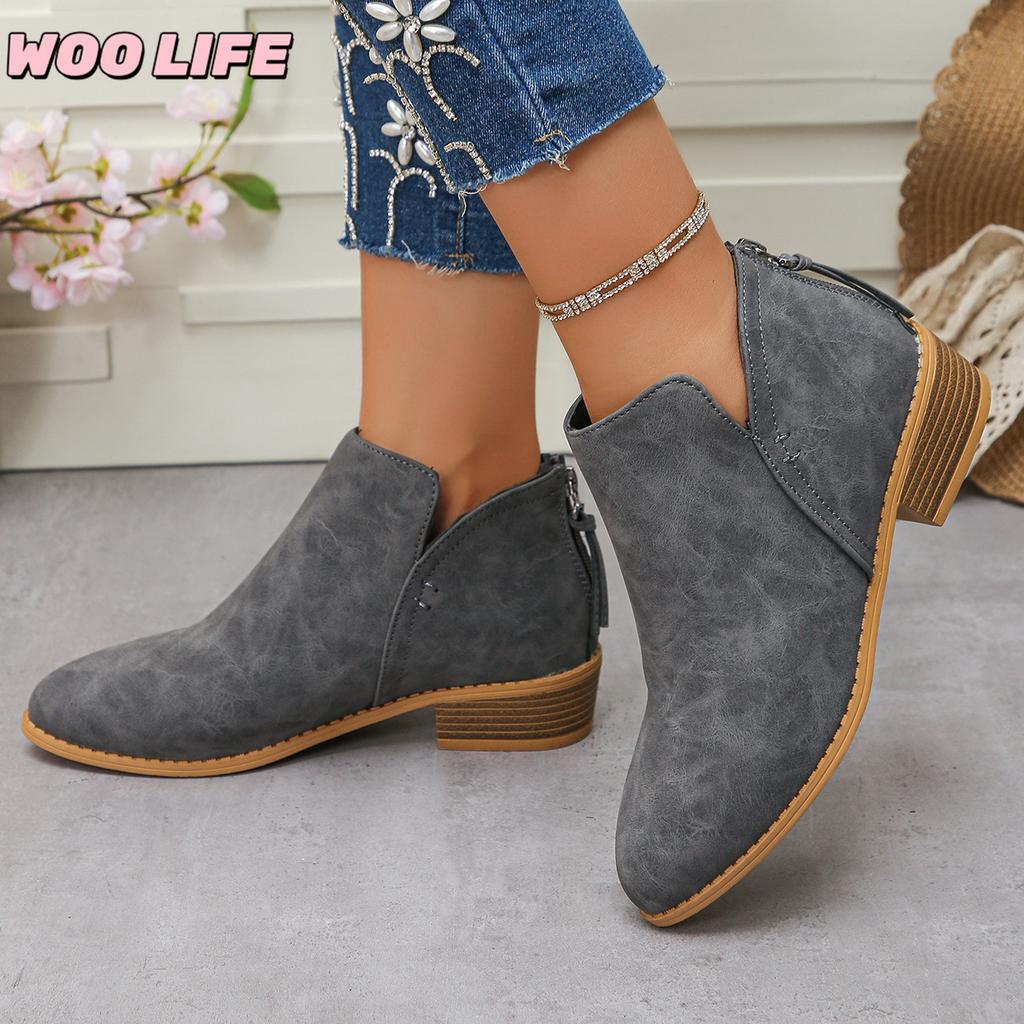 Pointed Rear Zipper Short-tube Martin Boots Women's Plus Size Leather Boots Solid Color Thin Thick-heeled Leather Ankle Boots