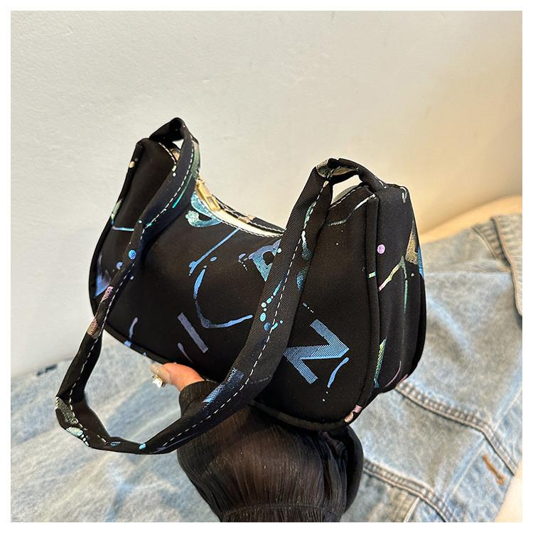 

Trendy Soft Pu Large Capacity Shoulder Bag With Drawstring For Casual Commuting чёрный