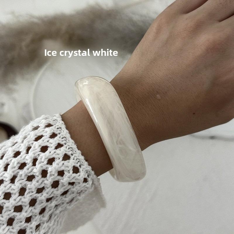 Acrylic Fashion Bracelet, Exaggerated Ins Wind Irregular Translucent Design Exaggerated Bracelet
