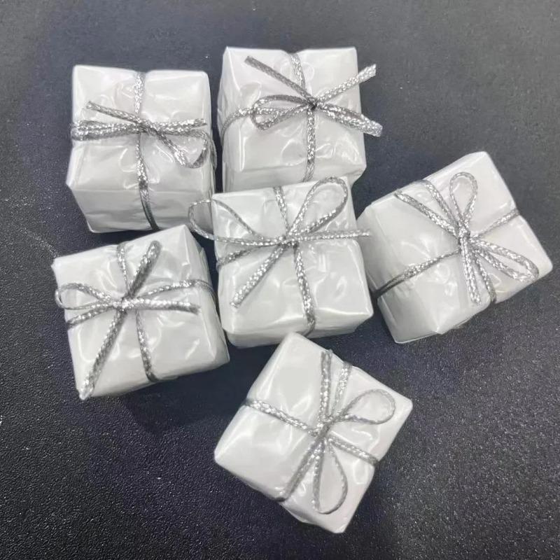 12 buc Mini Cutii Cadou Pandantiv Brad de Crăciun și Ornamente Agățate Colorate Pătrate Ornamente Cutie din Spumă Decorațiuni pentru Petrecerea de Anul Nou Vânzare cu Ridicata