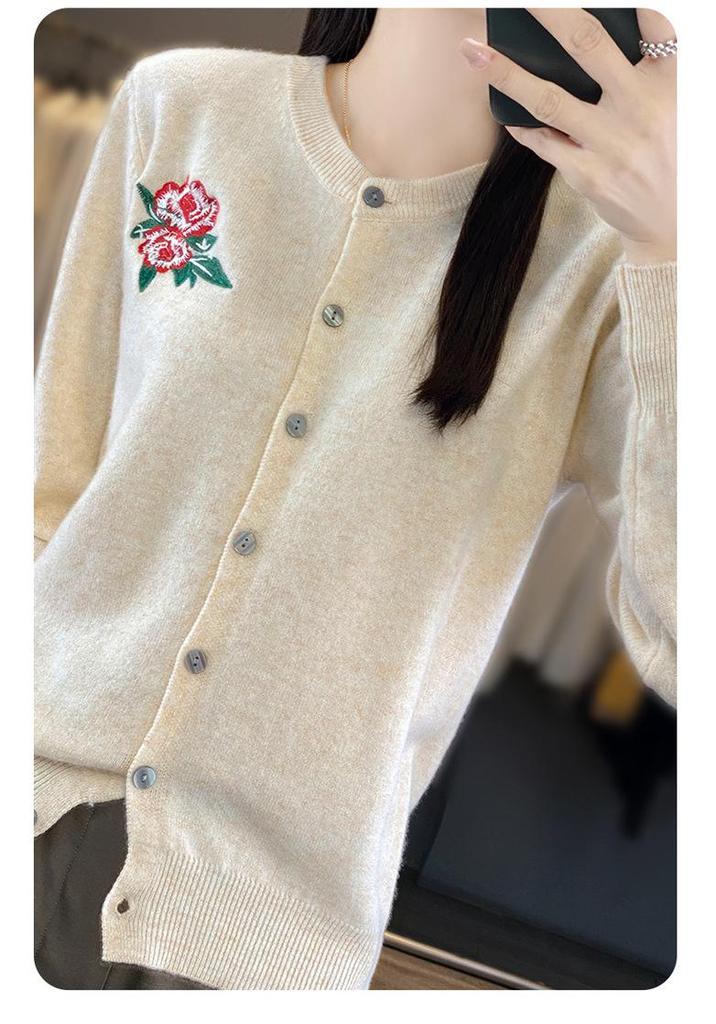 Women's Embroidered Wool Knit Cardigan - Autumn/Winter Casual Loose Fit Sweater