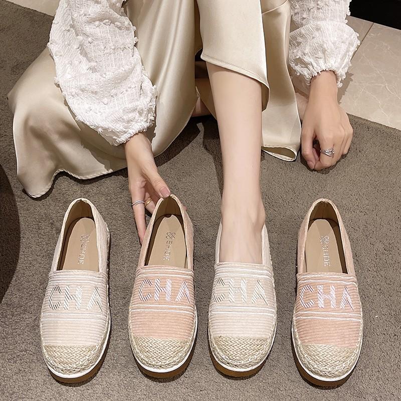 Women's Summer Sneakers Slip on Flat Shoes Women's Casual Loafers Walking Shoes Female Outdoor Mesh Soft Bottom Sneakers