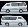 Tomytec Tomica Limited Vintage Neo 1/64 Scale LV-N216d Toyota Hiace Wagon Super Custom G White/Silver 2001 Model (Finished Product)