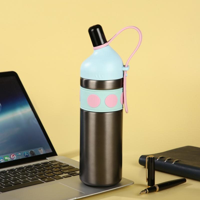 JUSTINLAU Thermosflaschen Becher für Kinder Becher mit Strohhalm Schräger Mund Edelstahl Autobecher Reise-Thermoskanne Thermos-Wasserflaschen