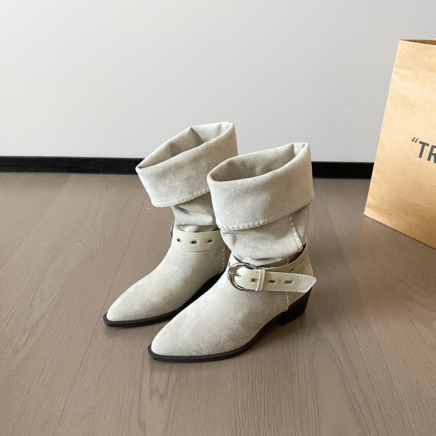 

Suede retro mid-tube pointed boots 2025 new solid color knight short boots mid-heel pleated western cowboy stacking boots 40 молочный белый