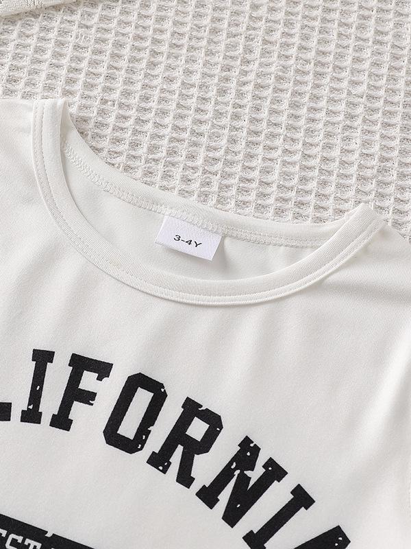 Stilingas mergaičių trijų dalių džinsinis komplektas: 2025 m. Pavasario ir Rudens Kolekcija su Pagrindiniais Marškiniais ir Liemene