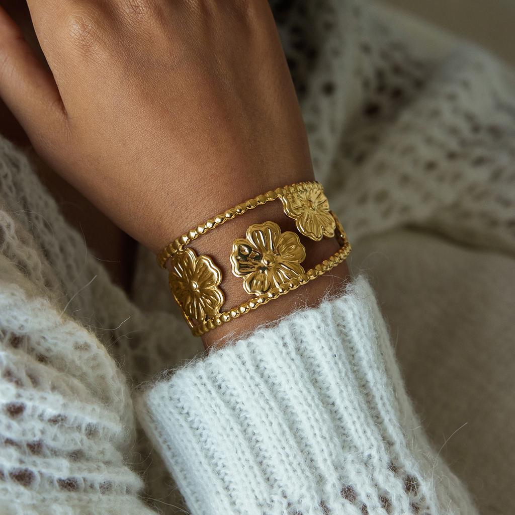 Yori Waterproof Stainless Steel Flower Hollow Wide Open Bracelet Bangle 18K Gold Plated Fashion Women Trendy Jewelry Bijoux