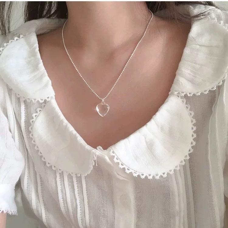 Korean Style Transparent Heart Pendant Necklace – Simple and Versatile Clavicle Chain for Women