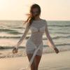 Europäisches & Amerikanisches Sexy Durchbrochenes Spitze Rundhals Langarm Schlanke Passform Einfarbig Bodycon Kleid