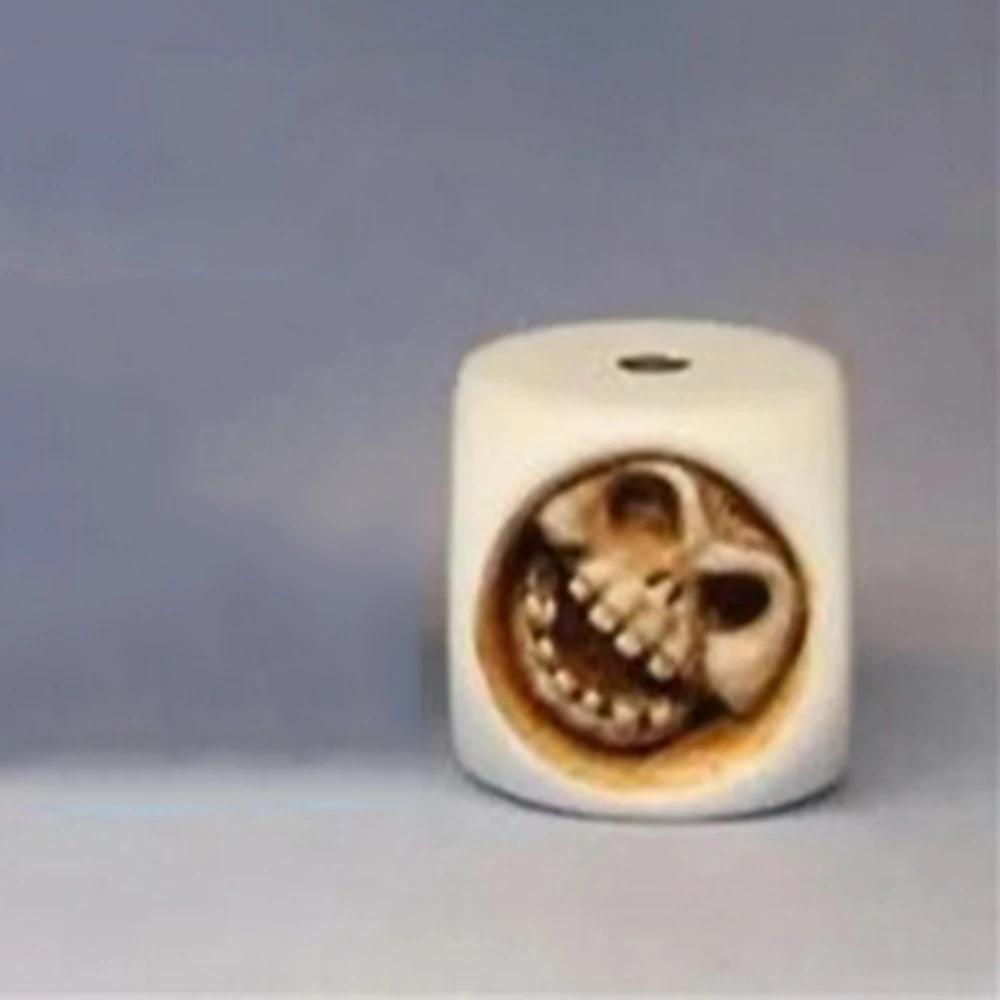 

Creative Halloween Micro Landscape Ornaments Home Decor Toy for Children Big Eyes Skull Cute Devil Six Sides Resin Sieve Craft