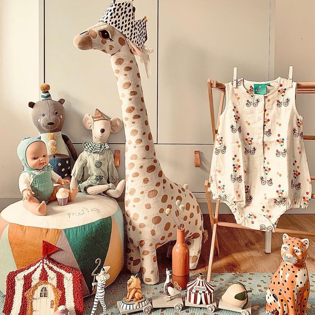 

Nordic Style Cute Giraffe Plush Toy & Pillow Small 40cm жирафовый/кофейный